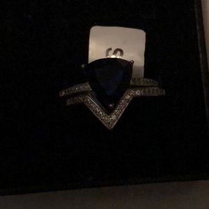 Navy charmed aroma sterling silver ring